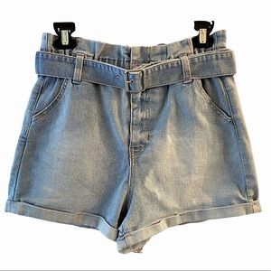 No Boundries Juniors Paperbag waist light blue denim shorts with belt